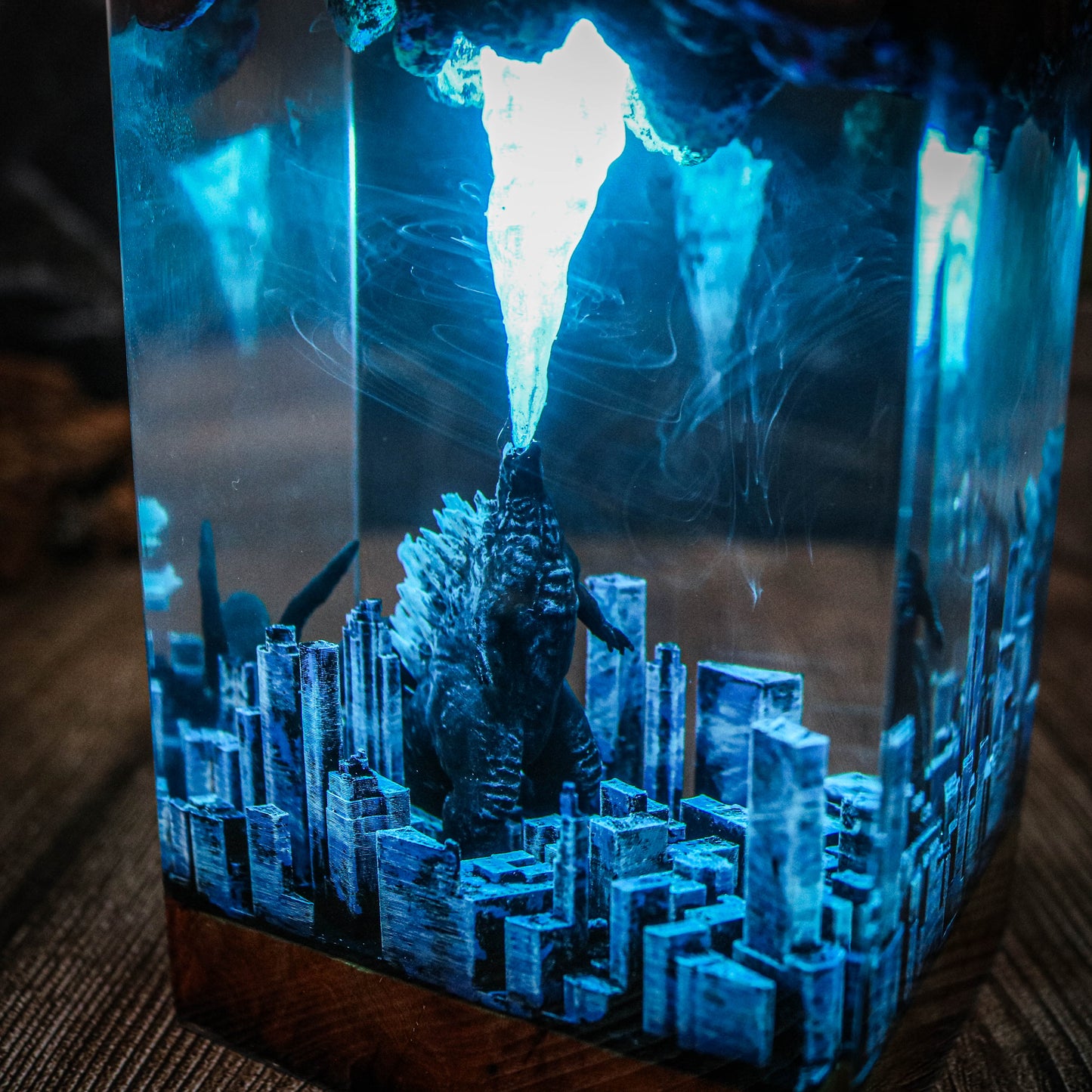 Godzilla in the diorama city resin lamp