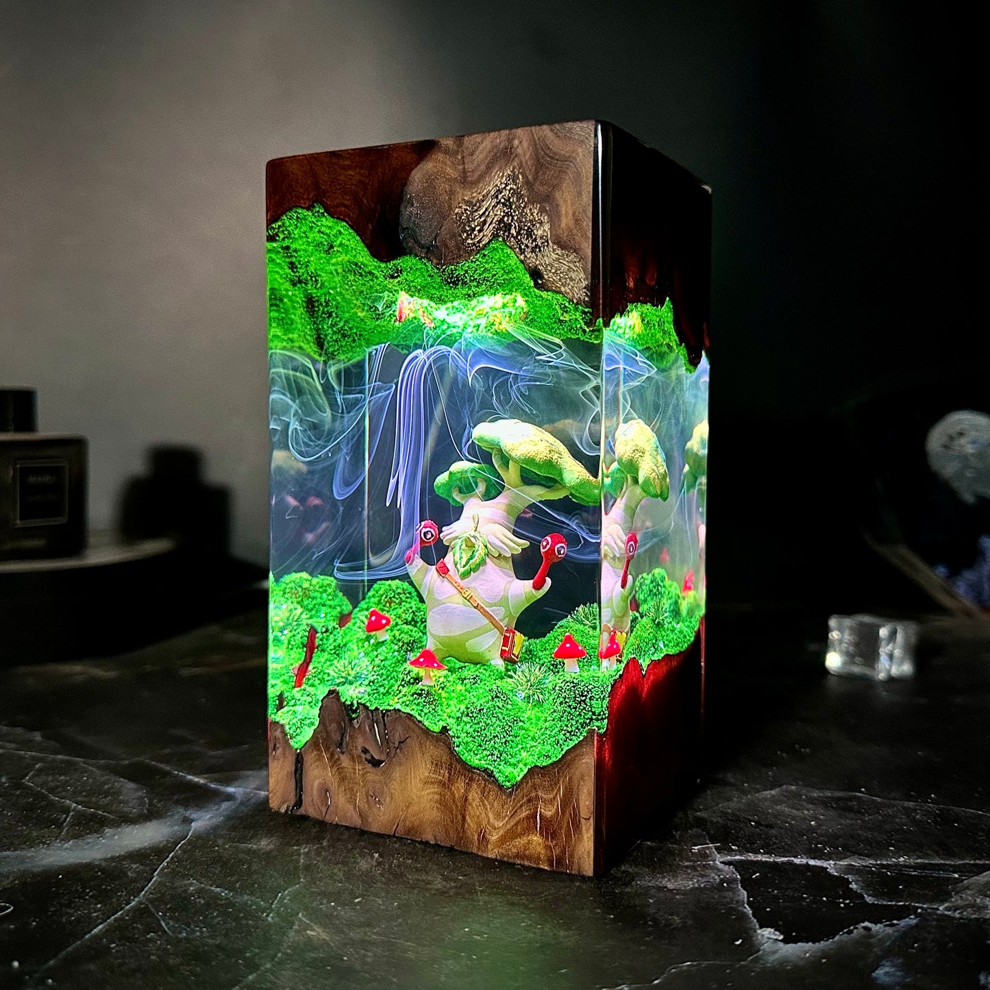 Hetsu Korok resin lamp, Zelda game